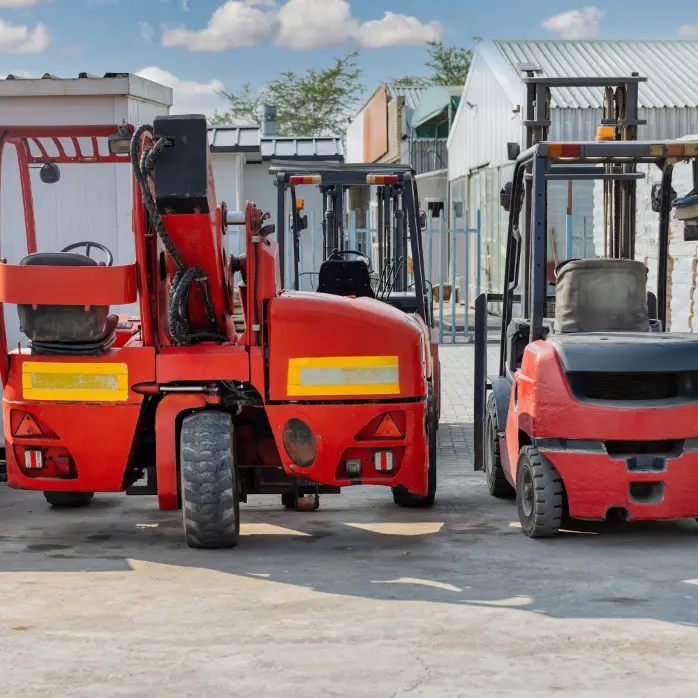 Industrial Forklift Rental in Dammam | Indoor & Outdoor Material Handling