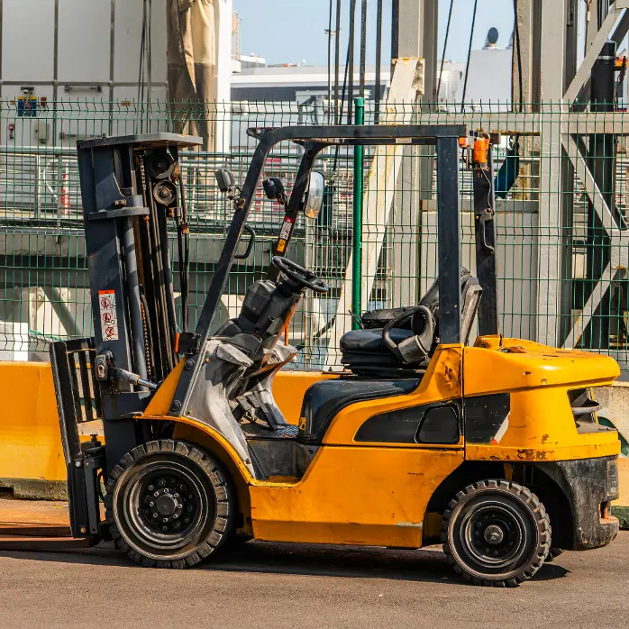 7 Ton Forklift Rental in Riyadh | Competitive Heavy Lifting