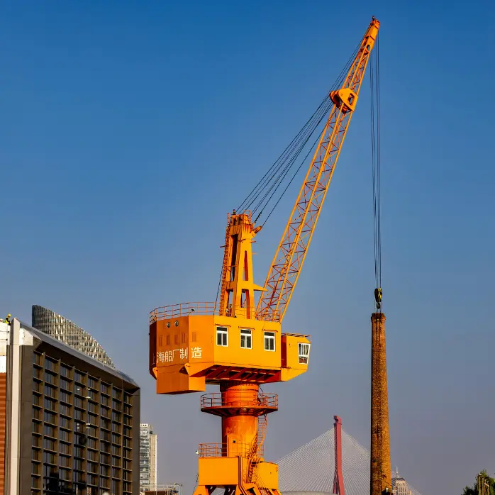 Crane Rental in Riyadh | Professional Heavy Lifting Equipment