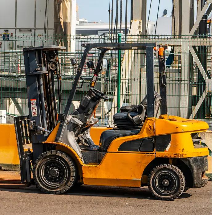 10 Ton Forklift Rental in Madinah | Large Scale Logistics