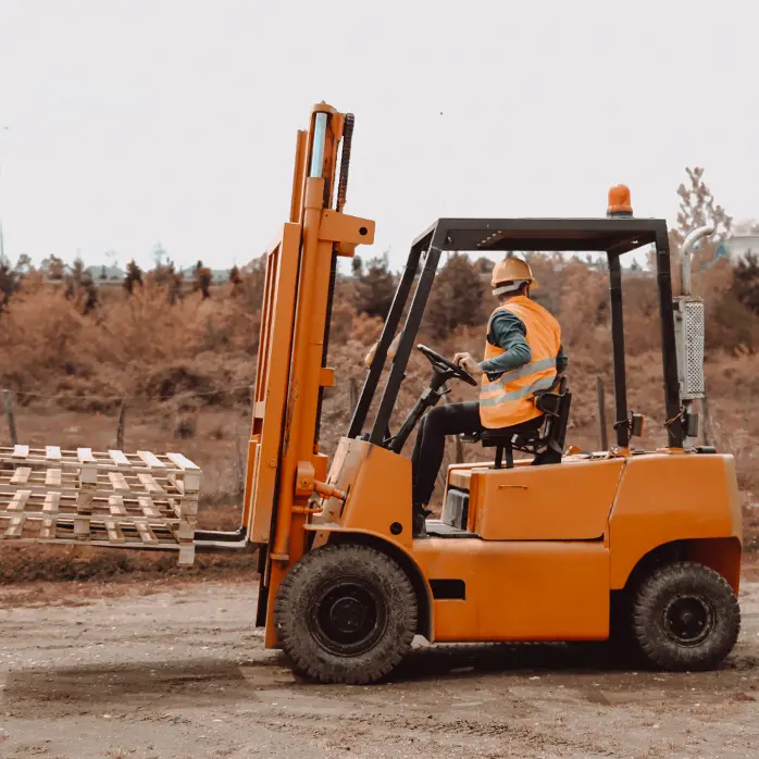 Bobcat Rental in Riyadh with Licensed Driver | Heavy Equipment