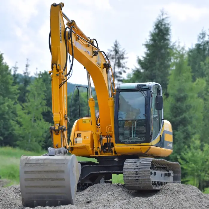 Bobcat Rental in Dammam with Licensed Driver | Earthmoving Services